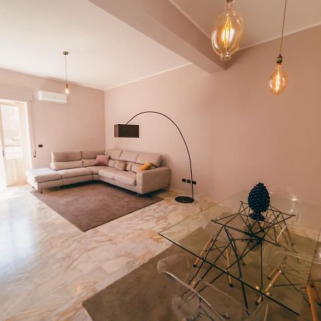 Ficu Palace Сиракуза Екстериор снимка