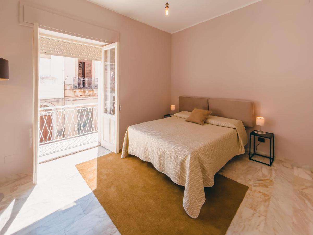 Ficu Palace Сиракуза Екстериор снимка